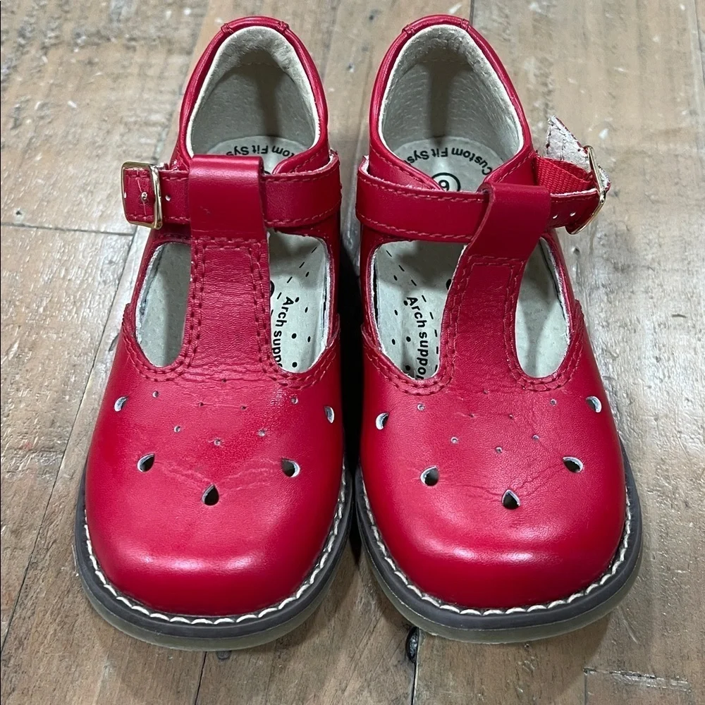 Footmates Harper leather t-bar red Mary Janes shoes girls size 6